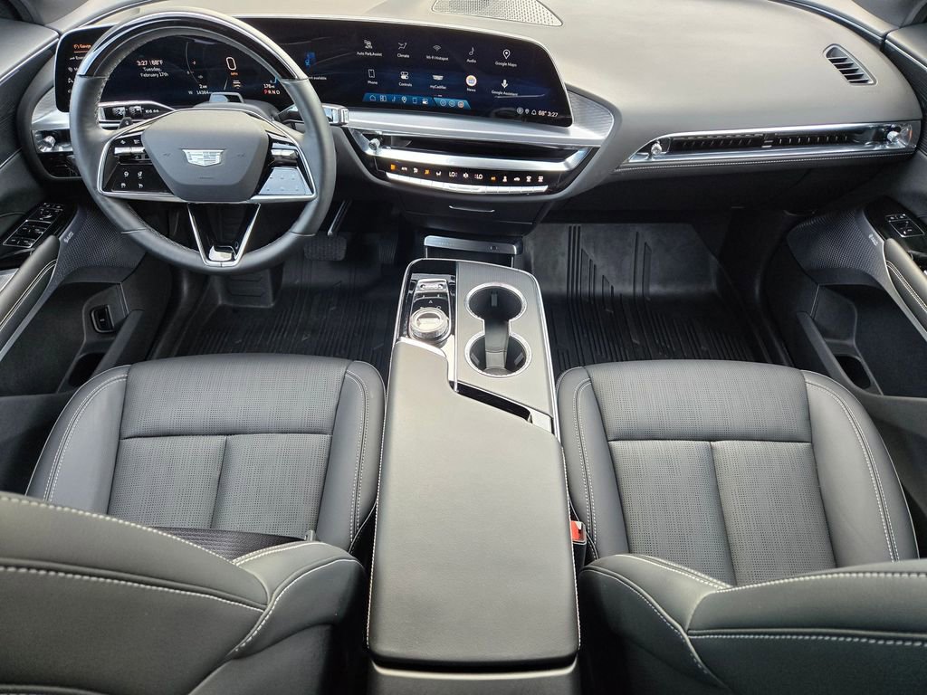 Certified 2025 Cadillac Lyriq Luxury w/ LPO, Floor Liner Package image 13