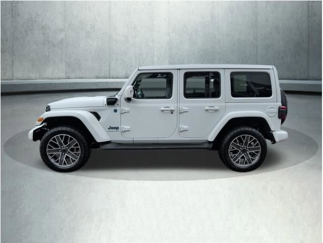 Used 2024 Jeep Wrangler High Altitude AWD/4WD image 2