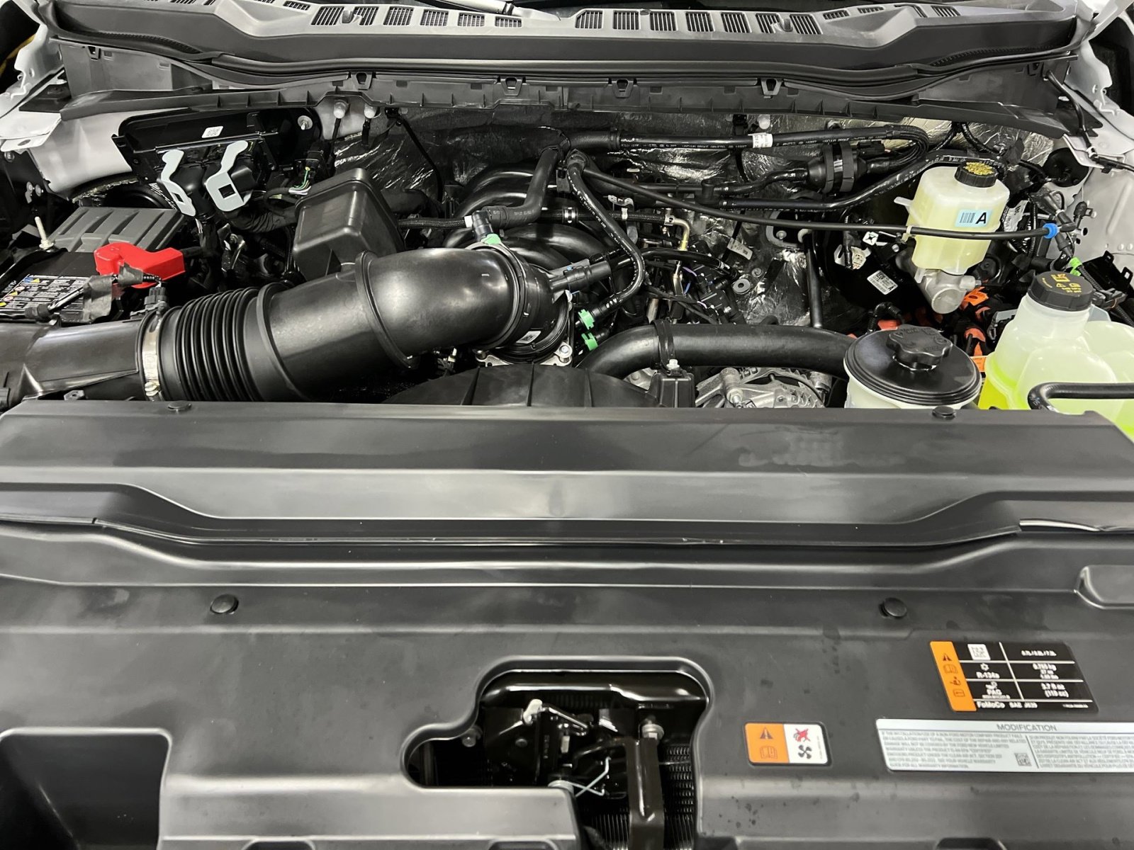 New 2026 Ford F250 XL w/ XL Chrome Package image 25