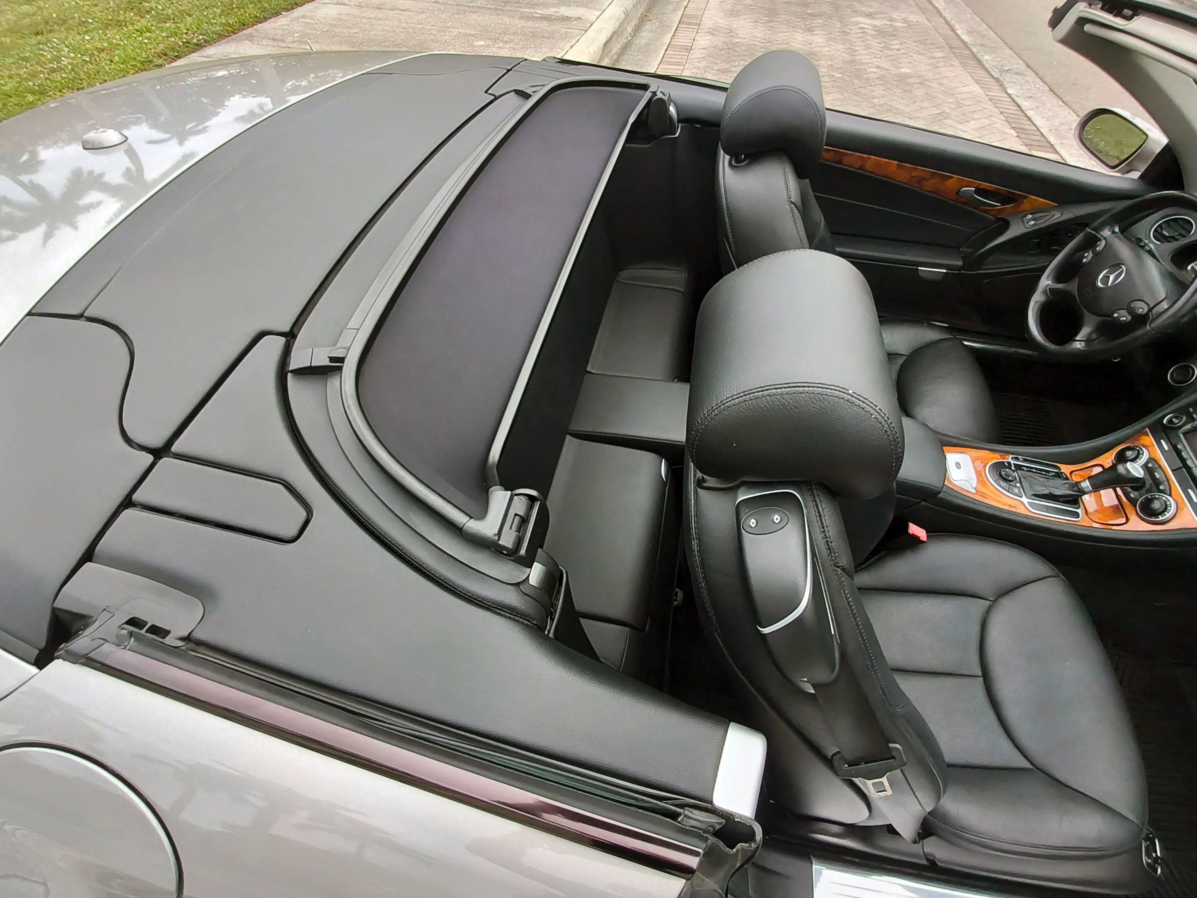 Used 2007 Mercedes-Benz SL 550 image 19