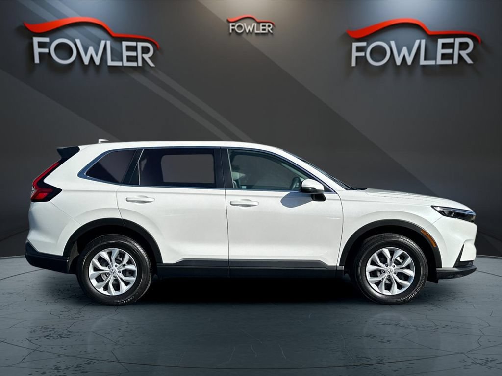 Used 2025 Honda CR-V LX image 6