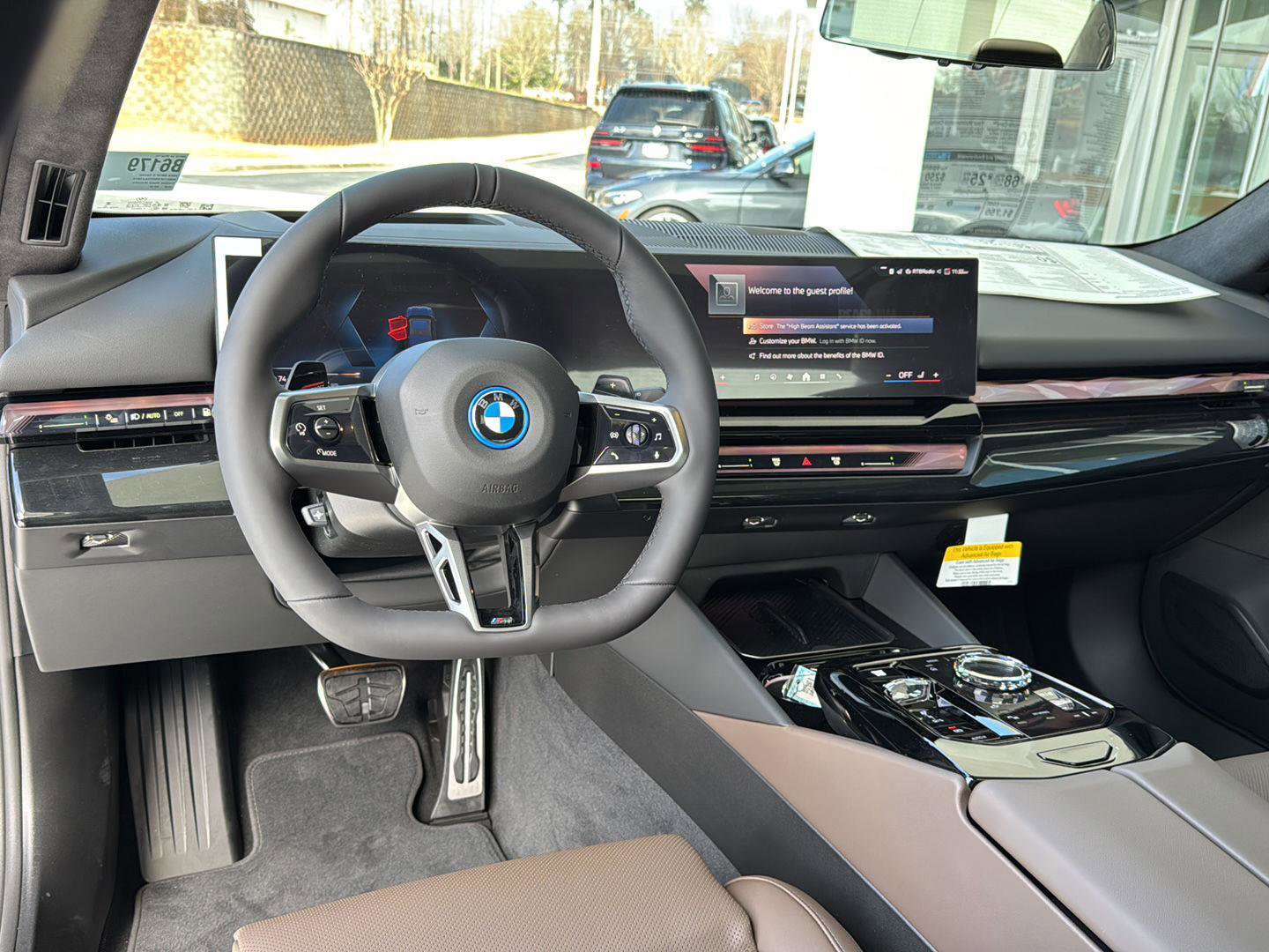 New 2026 BMW 550e xDrive w/ Executive Package image 17