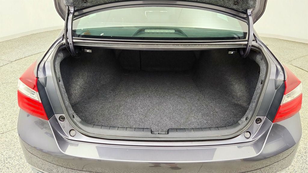Used 2017 Honda Accord EX-L image 21