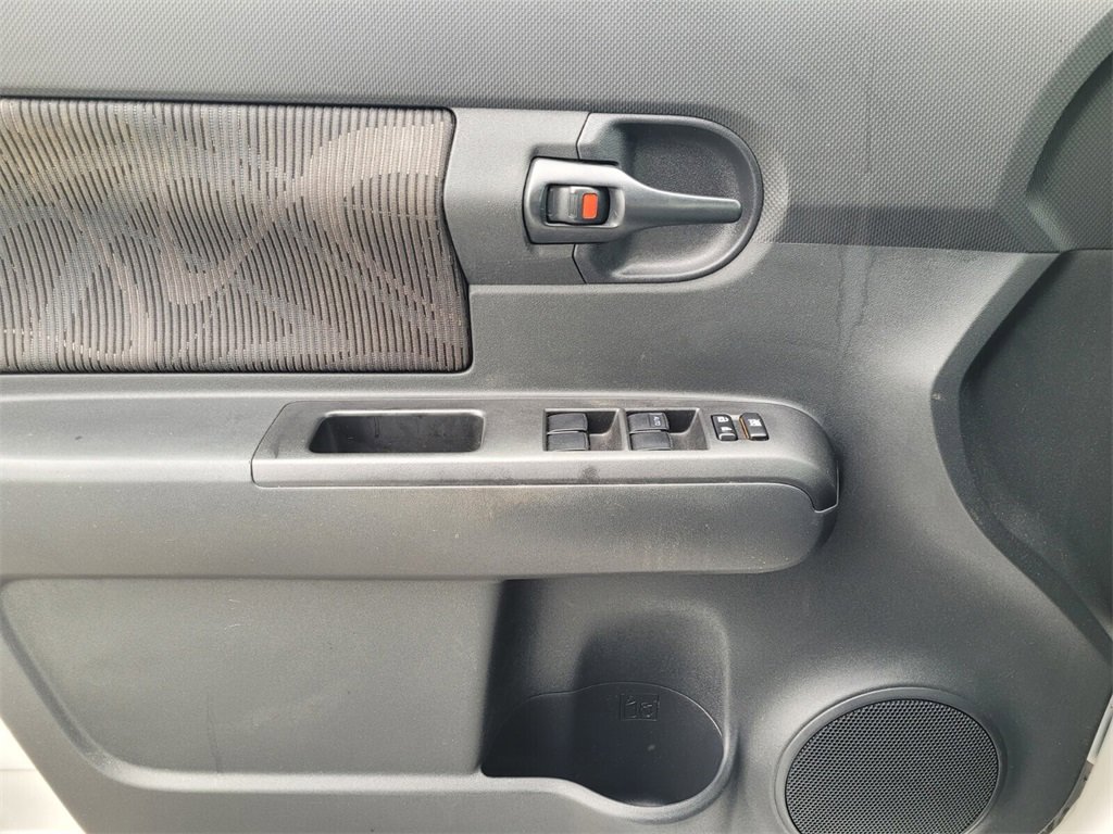 Used 2014 Scion xB image 21