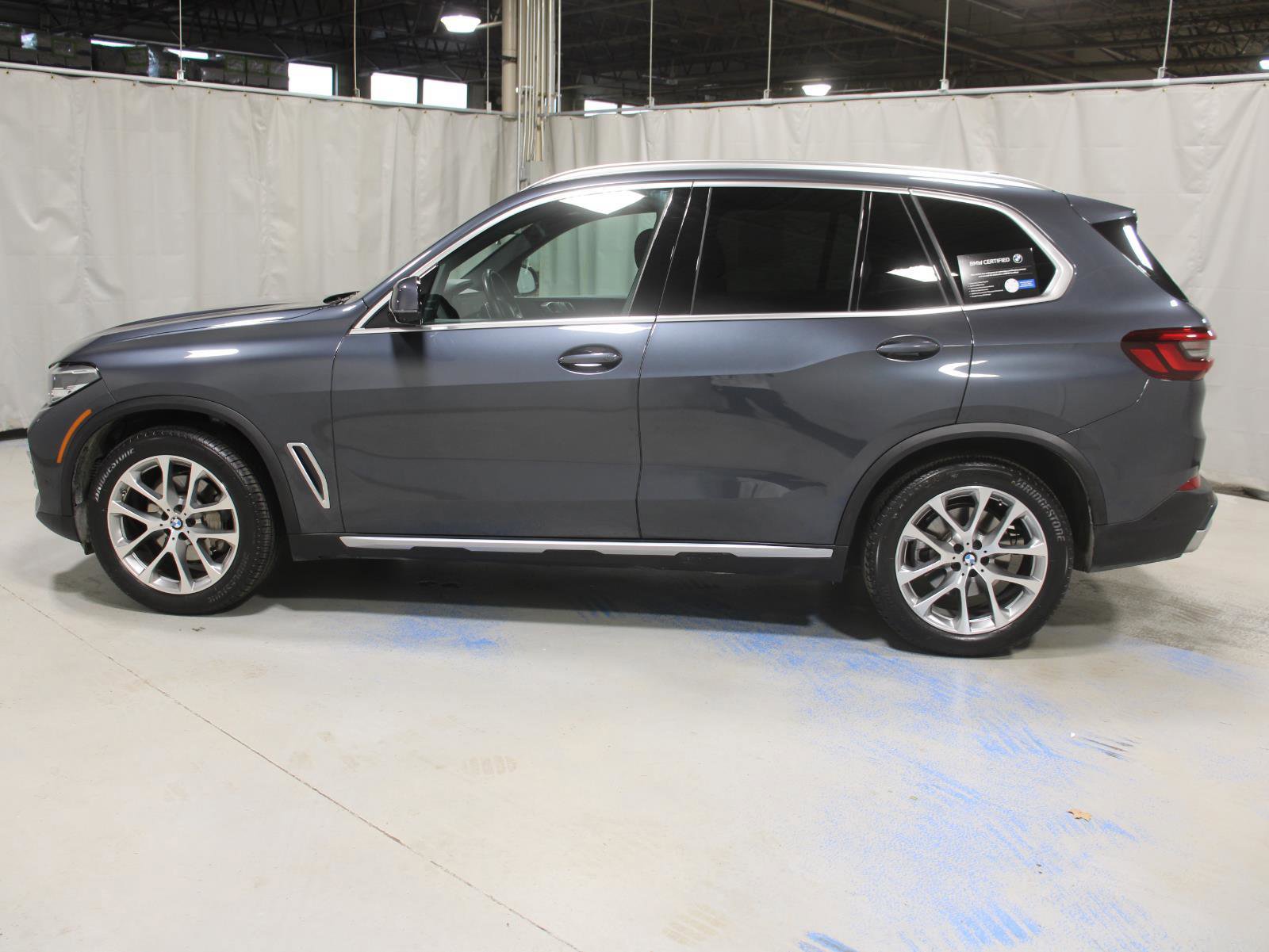 Certified 2022 BMW X5 xDrive40i w/ Premium Package image 5