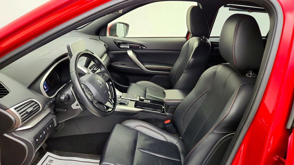 Used 2020 Mitsubishi Eclipse Cross SEL AWD/4WD image 19