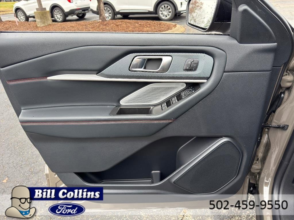 New 2026 Ford Explorer ST w/ Sun And Sound Package image 13