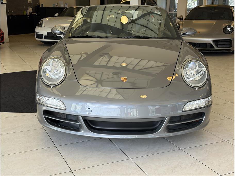 Used 2005 Porsche 911 Carrera S image 2