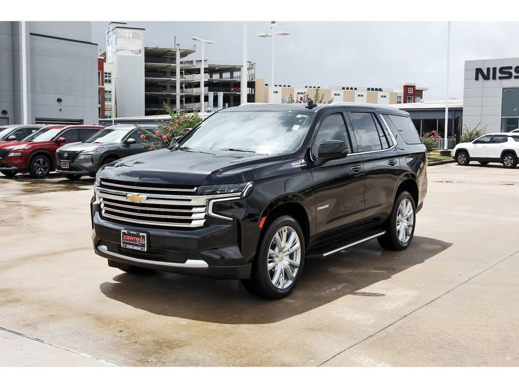 Used 2023 Chevrolet Tahoe High Country RWD image 2