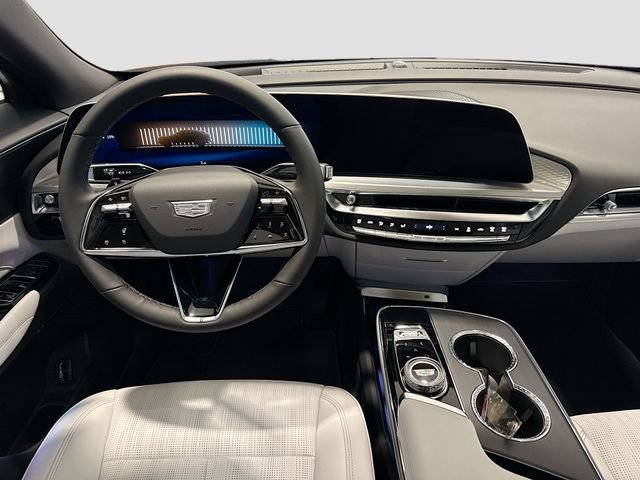 New 2025 Cadillac Lyriq Luxury image 21