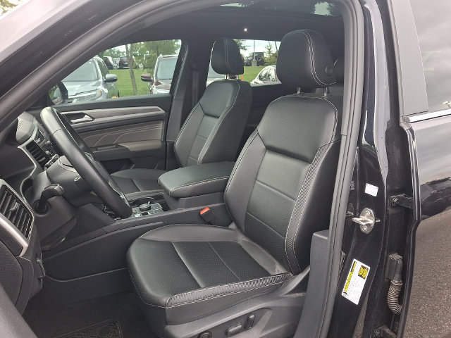 Used 2023 Volkswagen Atlas Cross Sport SE AWD/4WD image 13