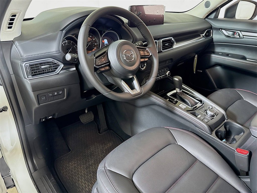 New 2025 MAZDA CX-5 Carbon Edition image 5