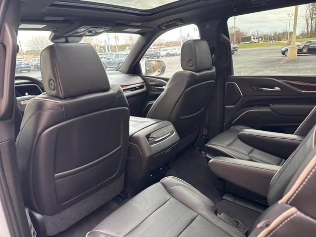 Used 2021 Cadillac Escalade ESV Premium Luxury w/ Driver Assist Tech Package image 20