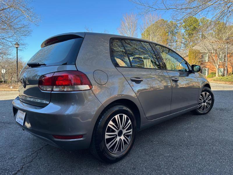 Used 2011 Volkswagen Golf 4-Door image 7