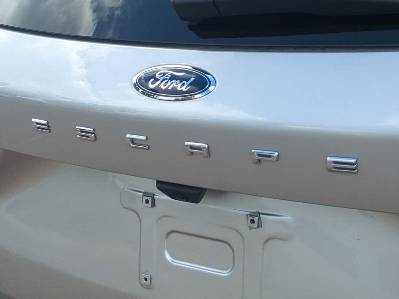 Used 2020 Ford Escape SE AWD/4WD image 12