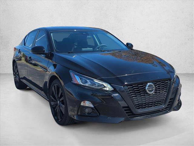 Used 2022 Nissan Altima 2.5 SR w/ Midnight Edition Package image 3