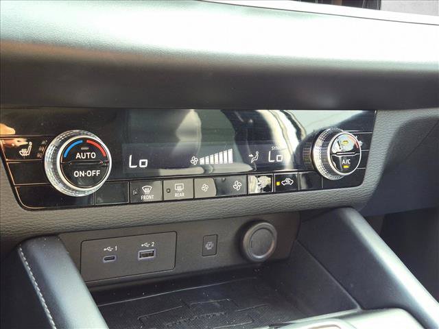 Used 2024 Mitsubishi Outlander SE FWD image 11