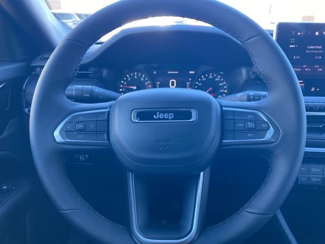 New 2026 Jeep Compass Altitude image 25