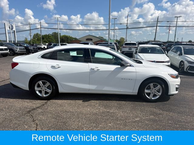 Used 2022 Chevrolet Malibu LS FWD image 2