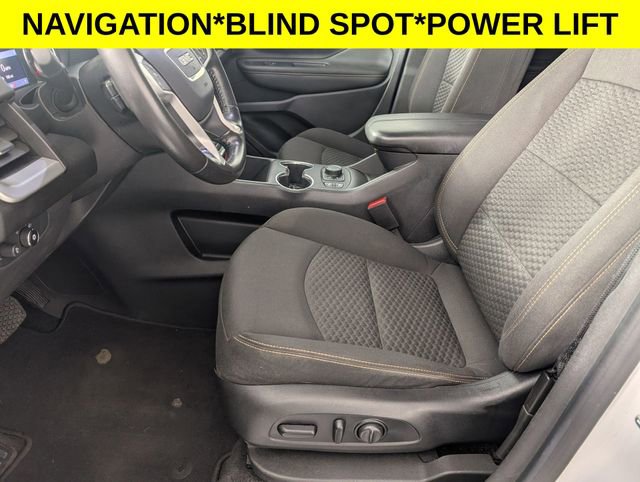 Used 2020 GMC Terrain SLE w/ Driver Convenience Package image 13