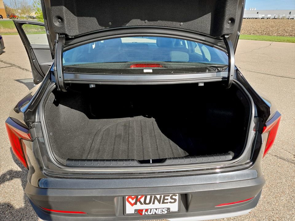 Used 2025 Kia K4 LXS FWD image 31