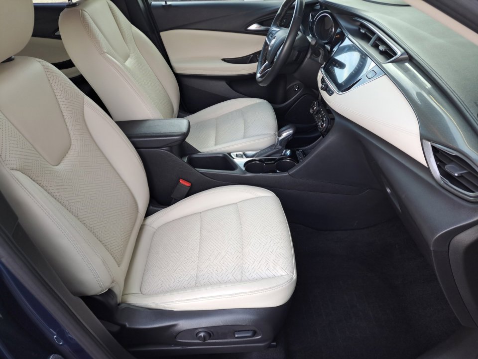 Used 2021 Buick Encore GX Essence w/ Advanced Technology Package FWD image 15