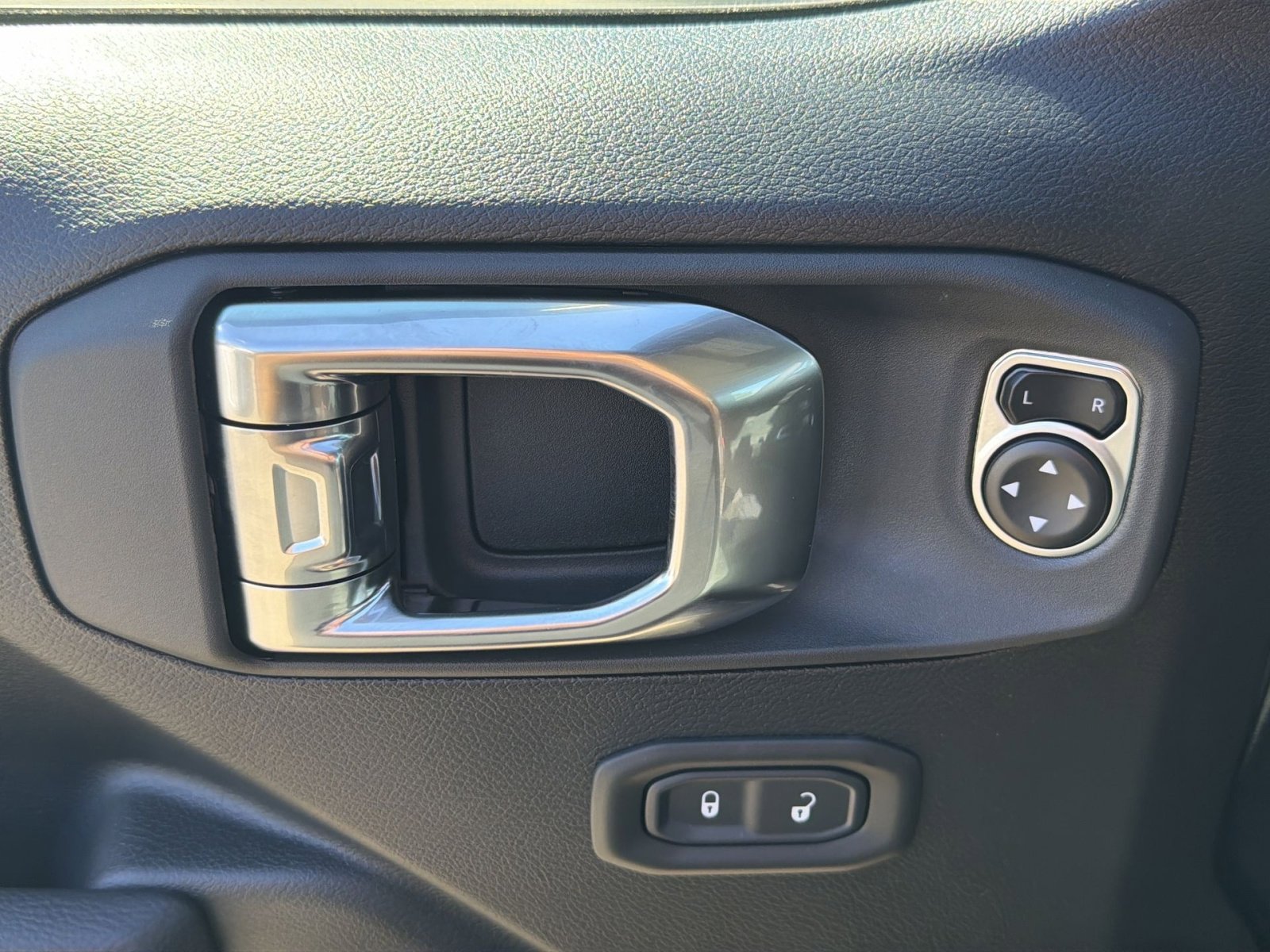 New 2025 Jeep Wrangler Sport image 15