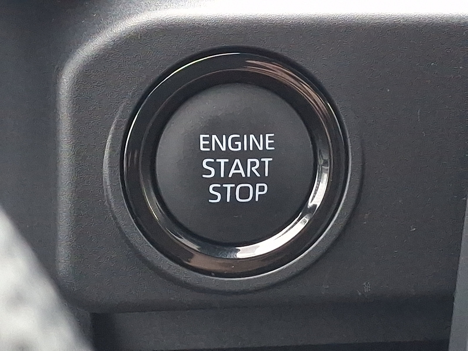 Certified 2025 Toyota Tacoma SR5 AWD/4WD image 23