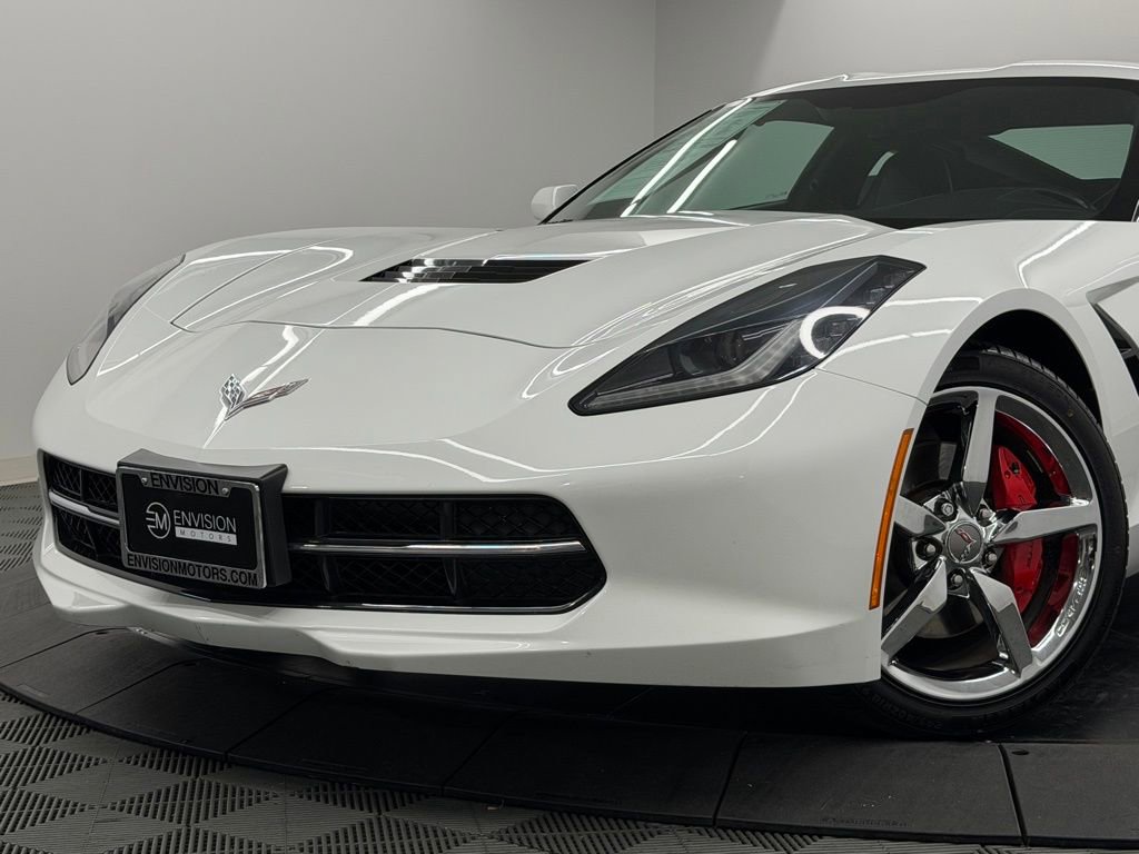 Used 2014 Chevrolet Corvette Stingray Coupe image 3