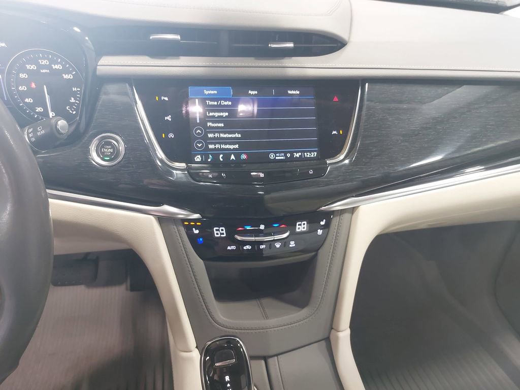 Used 2021 Cadillac XT6 Premium Luxury AWD/4WD image 21