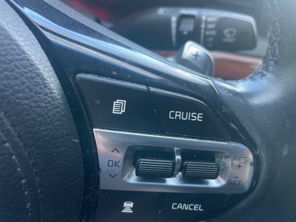 Used 2017 Kia Cadenza Technology FWD image 19