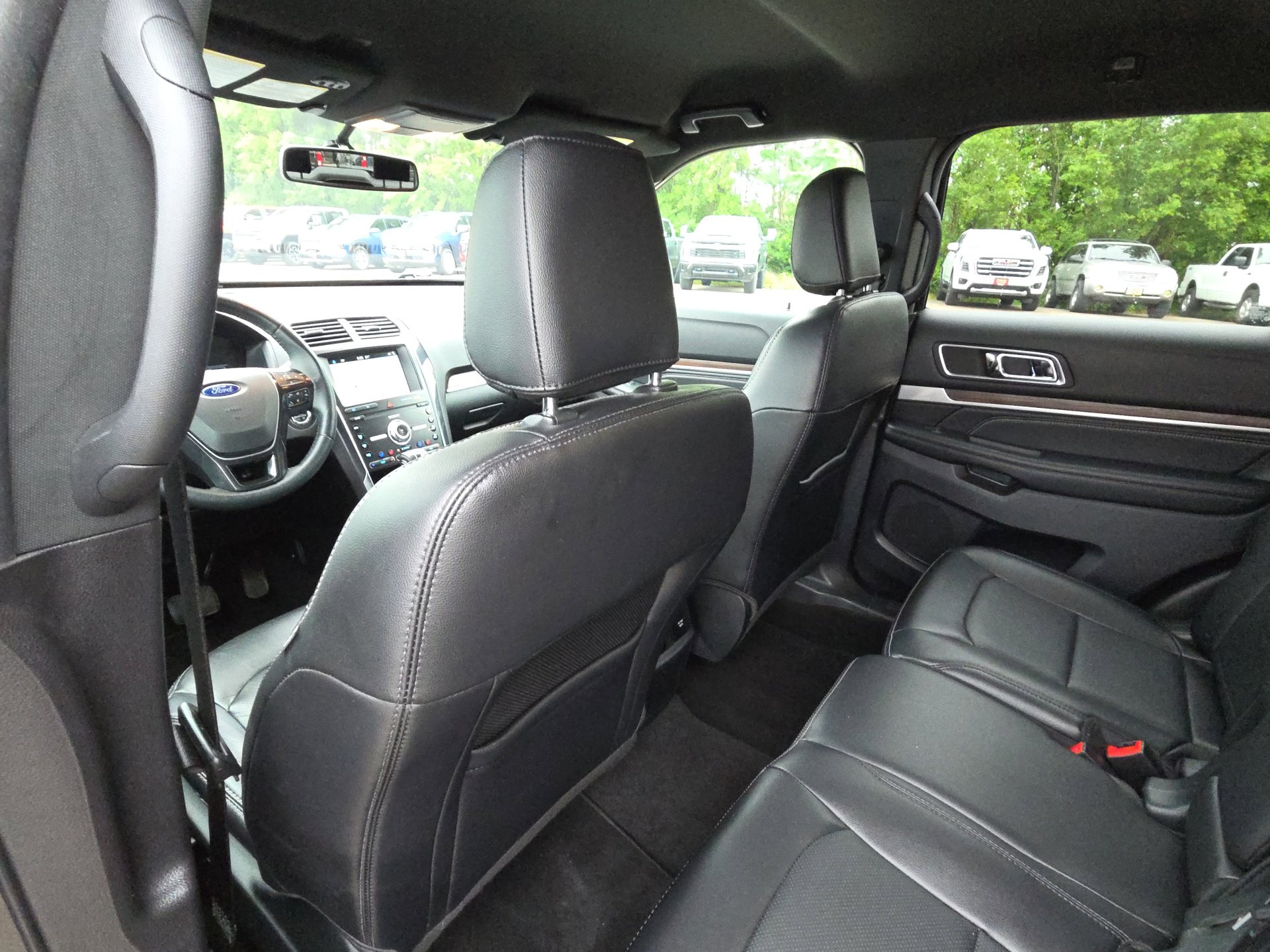 Used 2019 Ford Explorer Limited AWD/4WD image 27