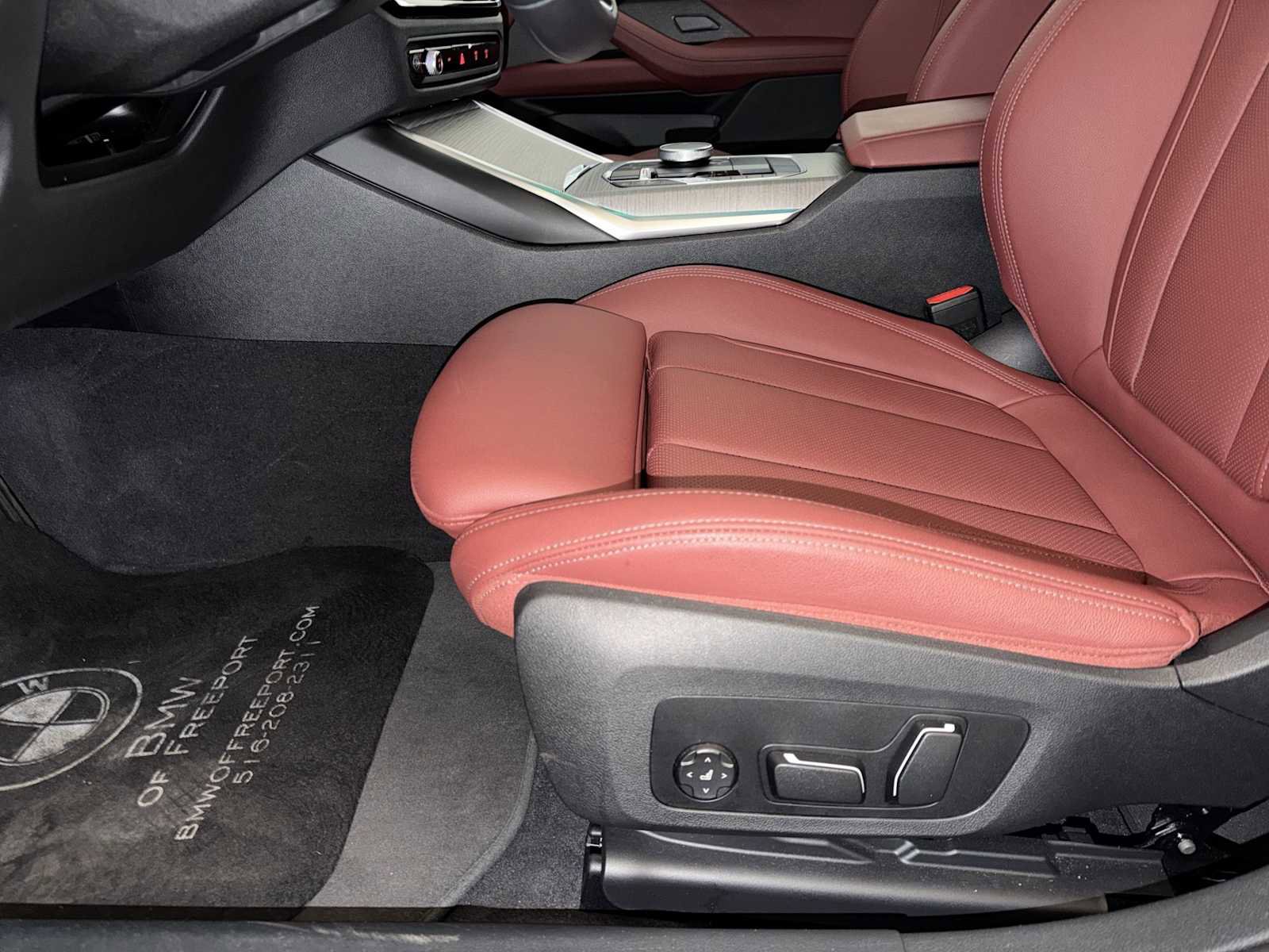 Used 2025 BMW 430i w/ Premium Package image 10