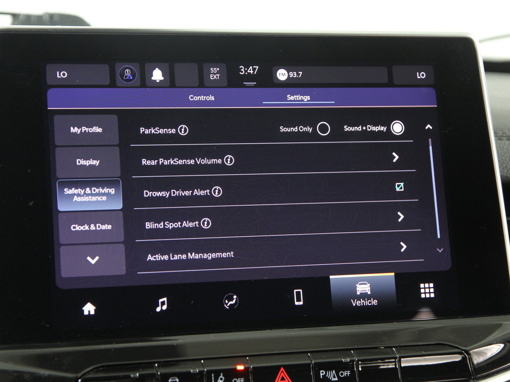 Used 2023 Jeep Compass Trailhawk image 13