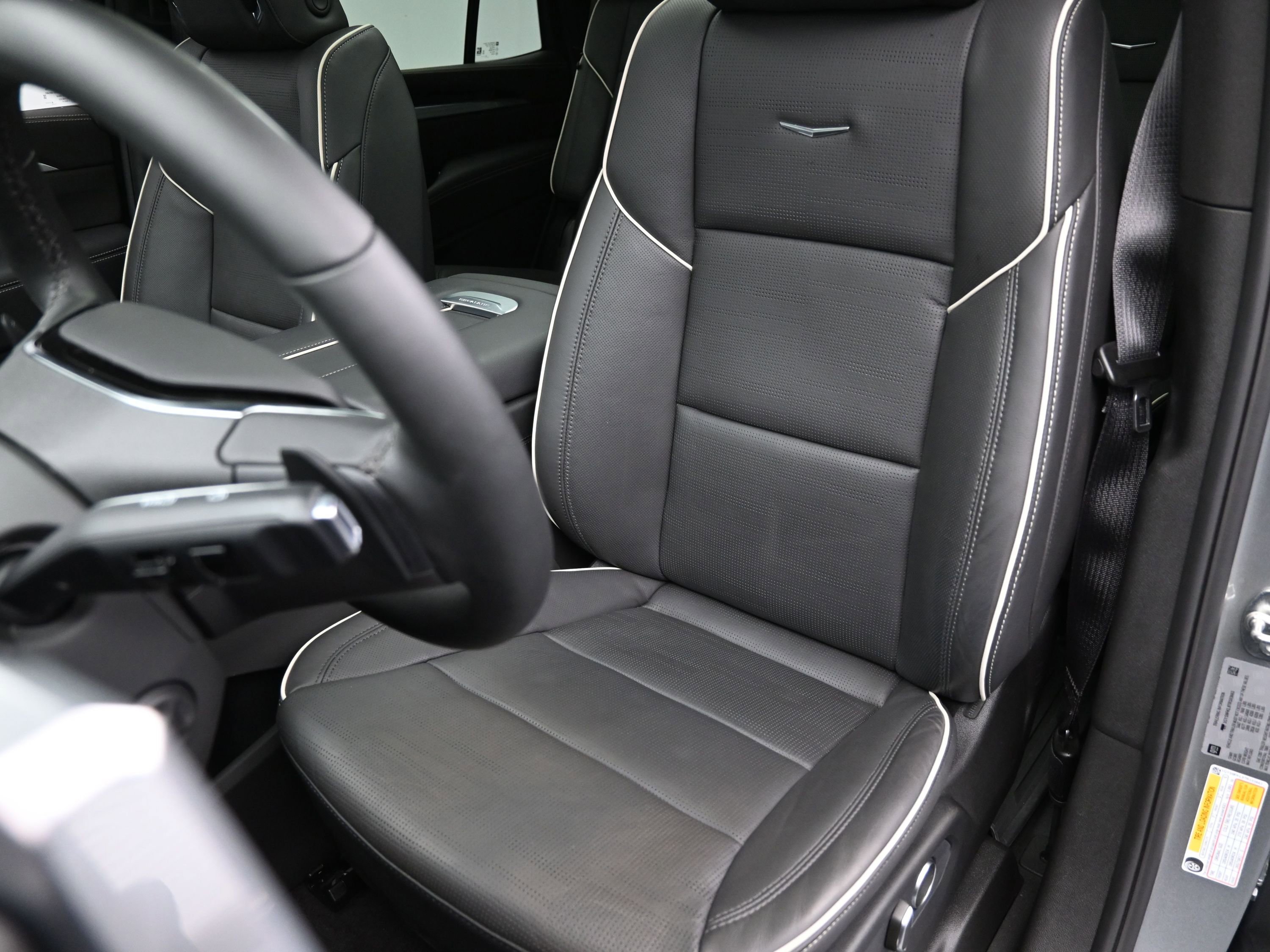 Used 2026 Cadillac Escalade Sport w/ Touring Package image 21