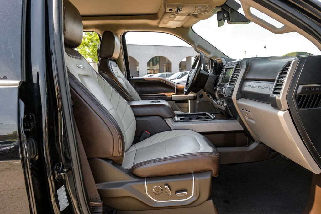 Used 2019 Ford F350 Limited image 40