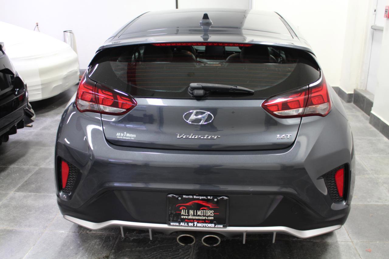 Used 2019 Hyundai Veloster Turbo image 5