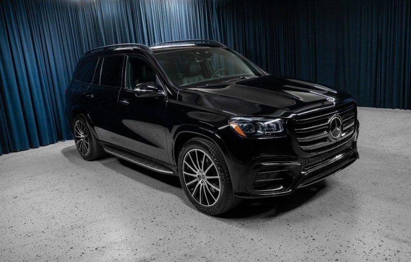 Certified 2024 Mercedes-Benz GLS 580 580 4MATIC® SUV image 3