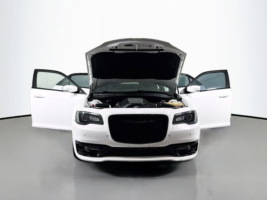 Used 2021 Chrysler 300 S w/ S Model Appearance Package RWD image 16