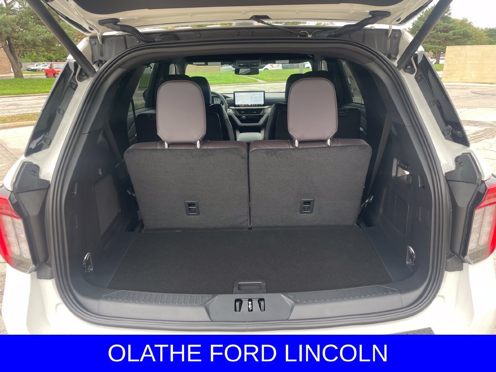 New 2027 Ford Explorer Platinum w/ LUX Leather Package AWD/4WD image 15