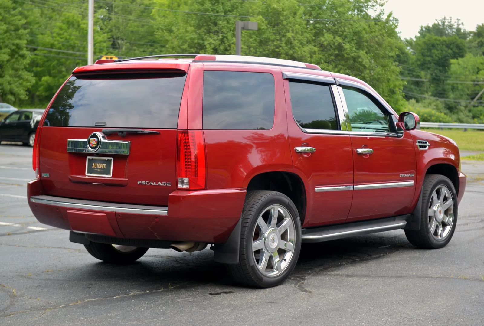 Used 2010 Cadillac Escalade Luxury AWD/4WD image 46