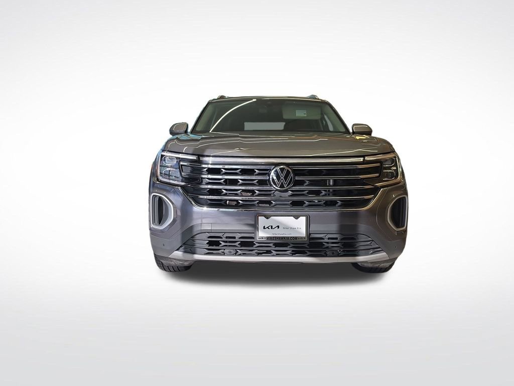 Used 2025 Volkswagen Atlas SE image 11