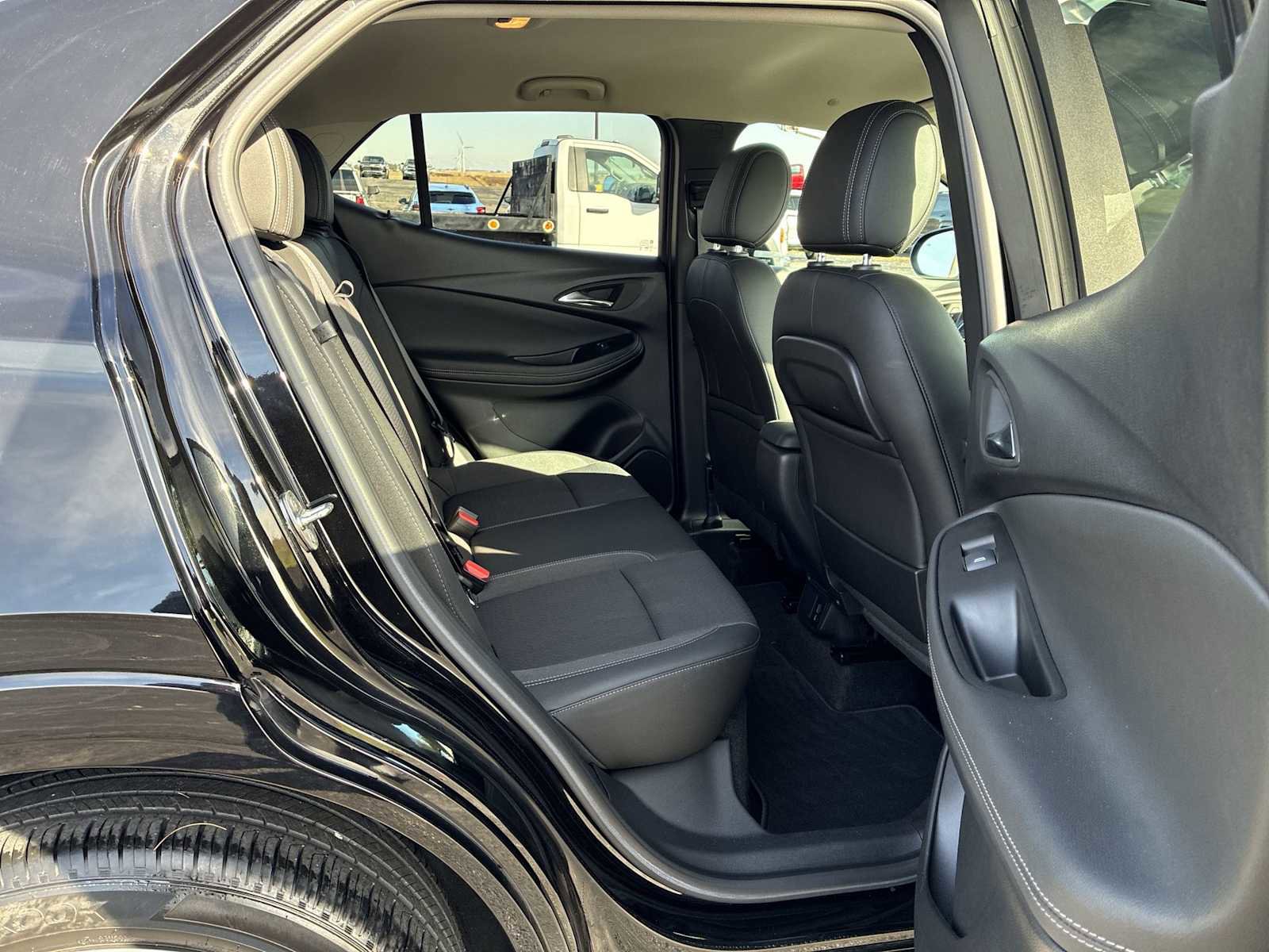 Used 2023 Buick Encore GX Select w/ Sport Touring Package image 24