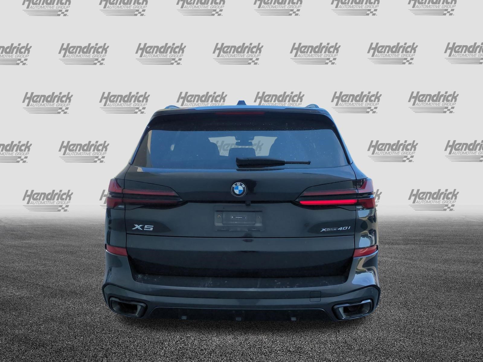 Used 2025 BMW X5 xDrive40i w/ M Sport Package image 9