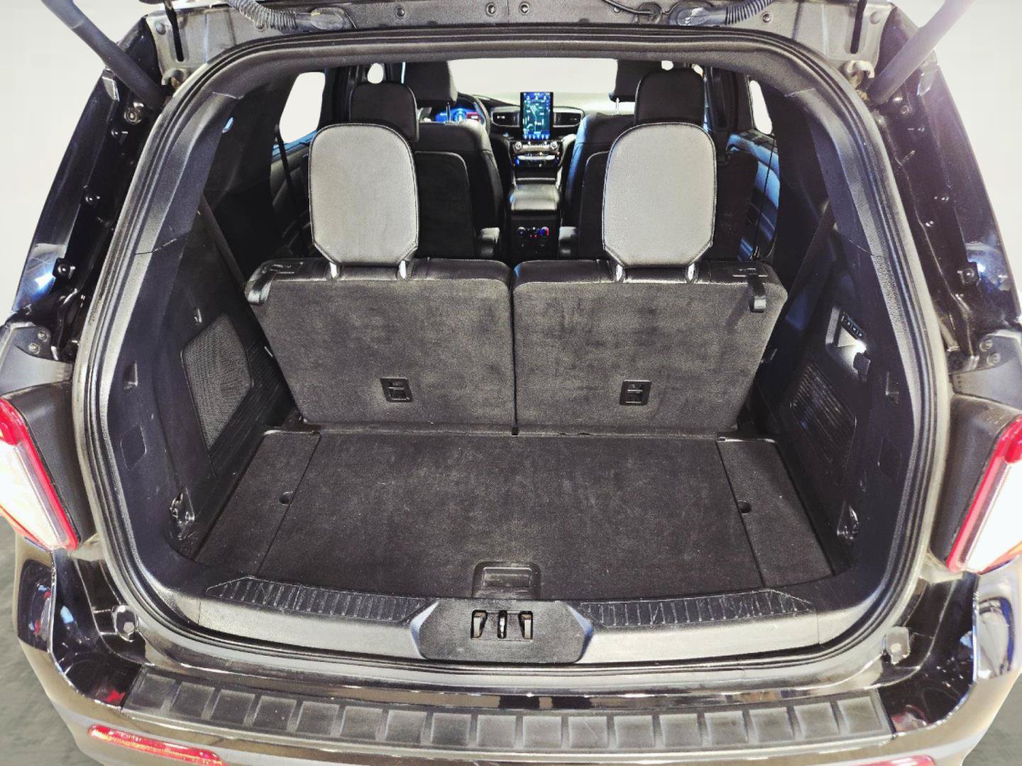 Used 2023 Ford Explorer ST w/ Equipment Group 401A AWD/4WD image 51