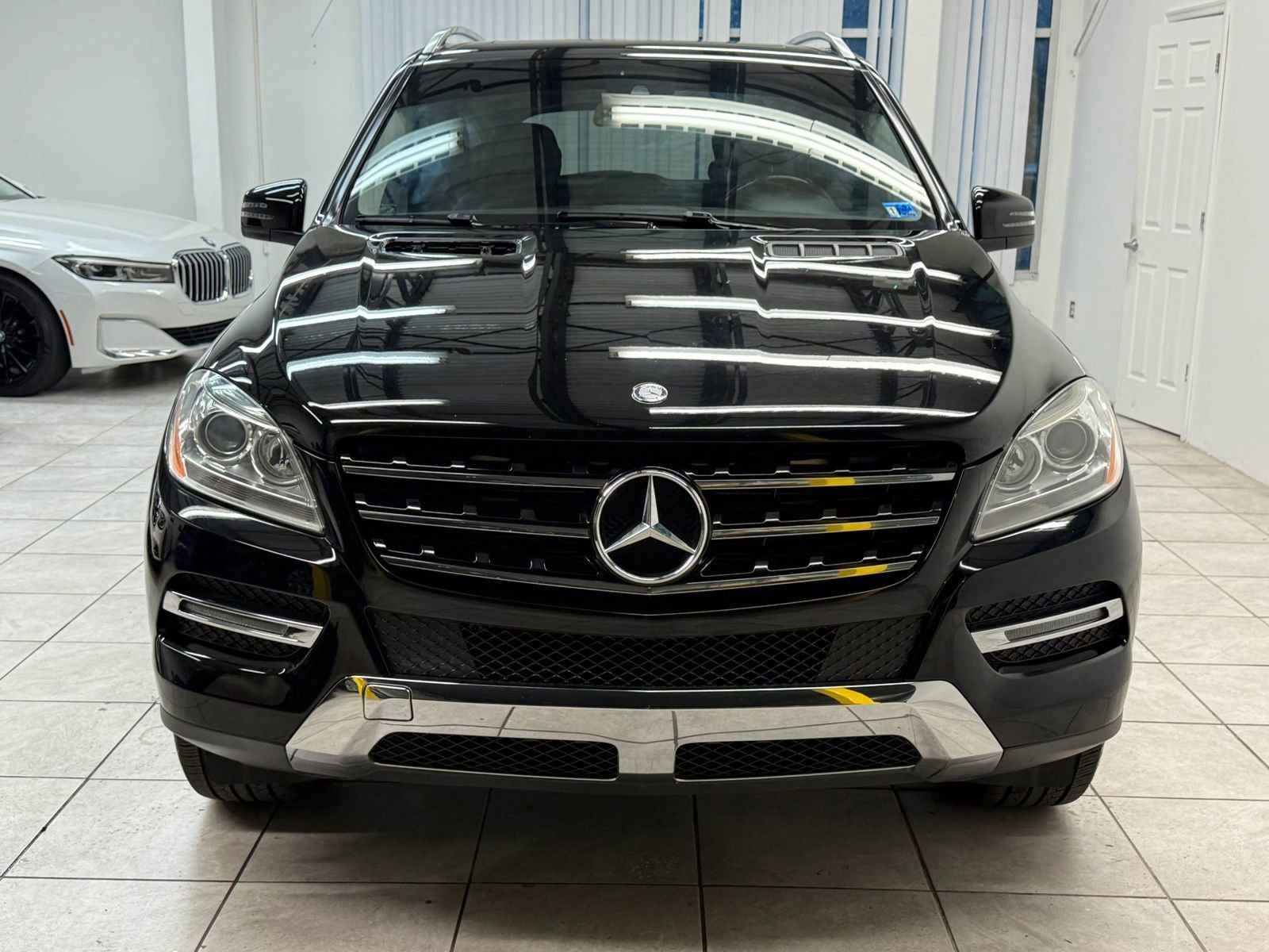 Used 2013 Mercedes-Benz ML 350 2WD image 2