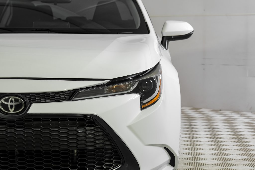 Used 2020 Toyota Corolla LE FWD image 46