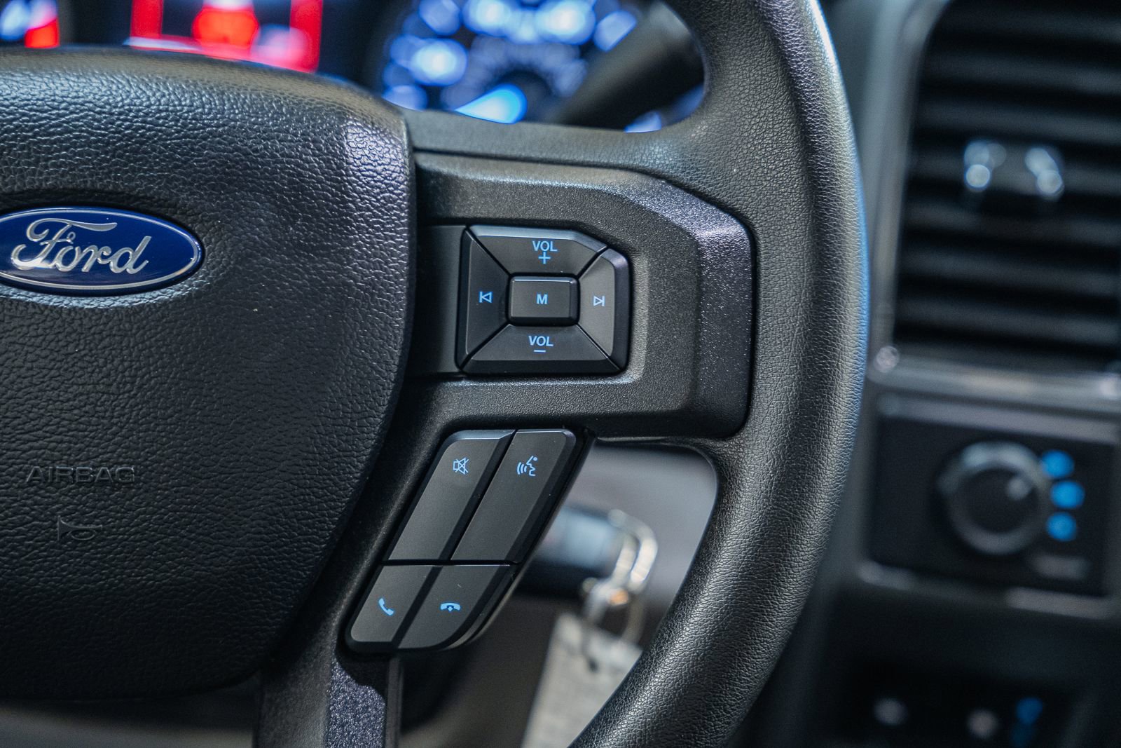 Certified 2021 Ford F250 XLT w/ XLT Premium Package image 36