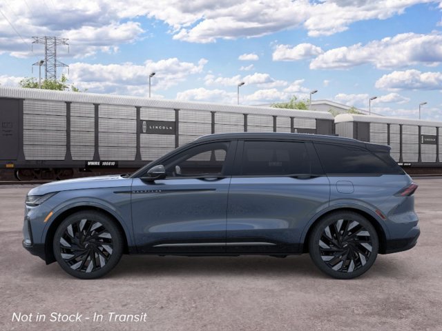 New 2026 Lincoln Nautilus Reserve AWD/4WD image 3