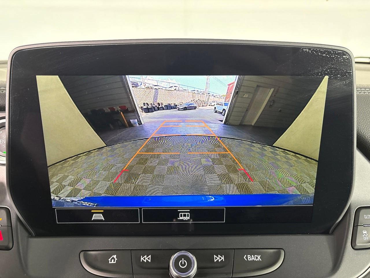 Used 2025 Chevrolet Blazer LT AWD/4WD image 19